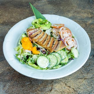 Seared Tuna Salad